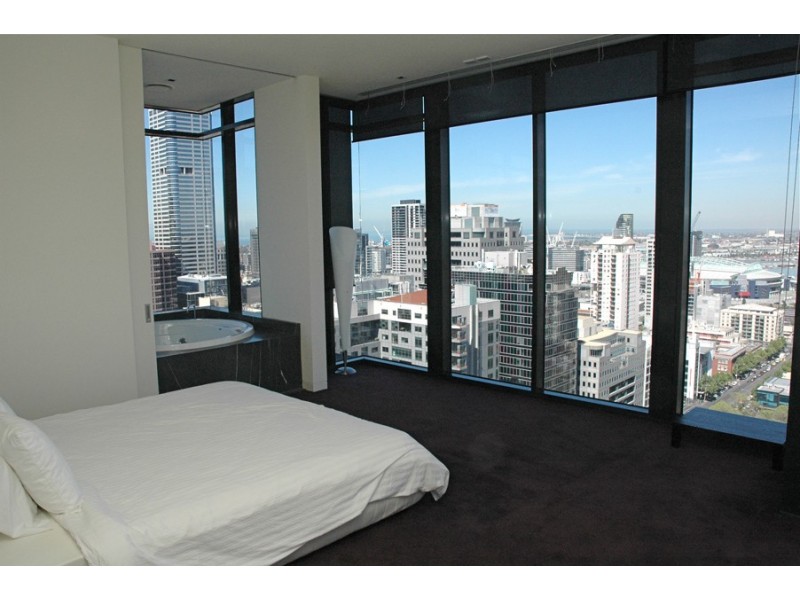 2401/26 Wills Court, Melbourne VIC 3000