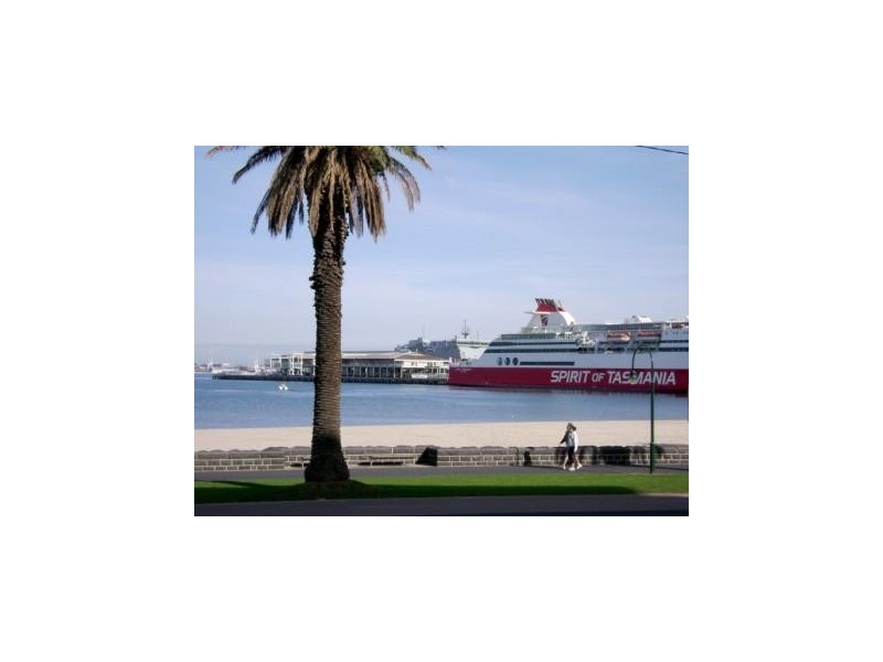 601/134 Rouse Street, Port Melbourne VIC 3207