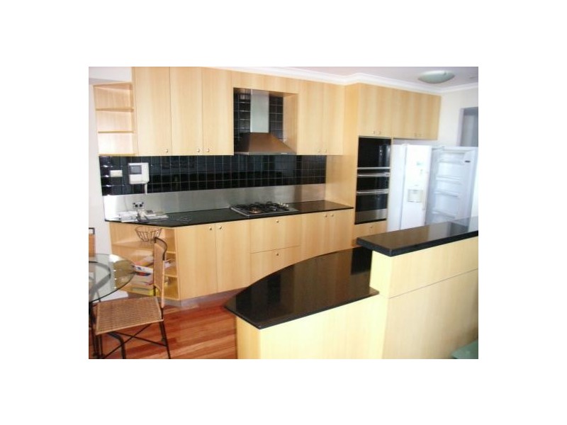 607/115 Beach Street, Port Melbourne VIC 3207