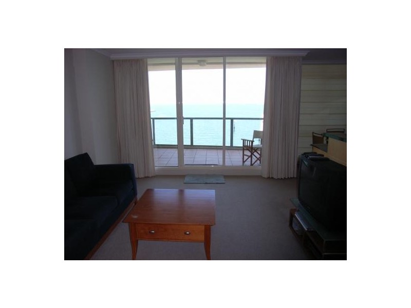 607/115 Beach Street, Port Melbourne VIC 3207