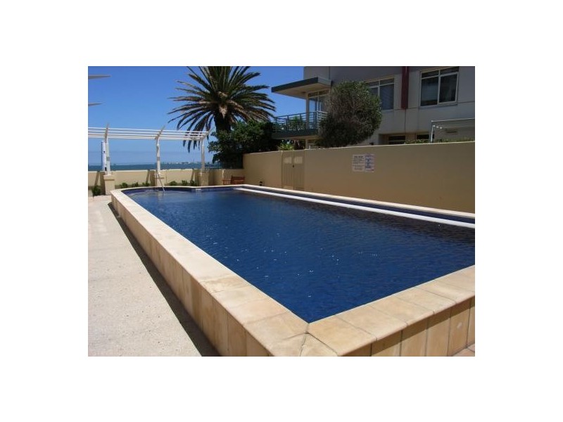 607/115 Beach Street, Port Melbourne VIC 3207