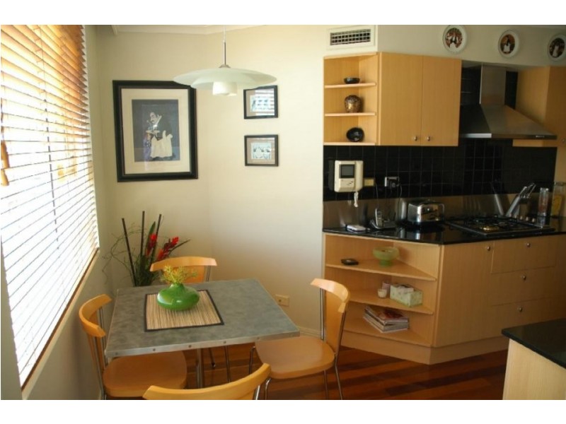 703/107 Beach Street, Port Melbourne VIC 3207