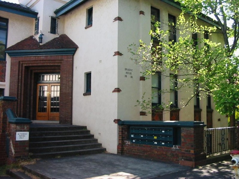 3/32 George Street, East Melbourne VIC 3002