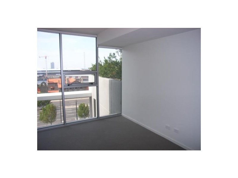 505/8 McCrae Street, Docklands VIC 3008
