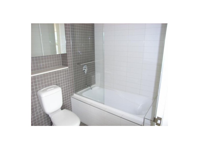 505/8 McCrae Street, Docklands VIC 3008