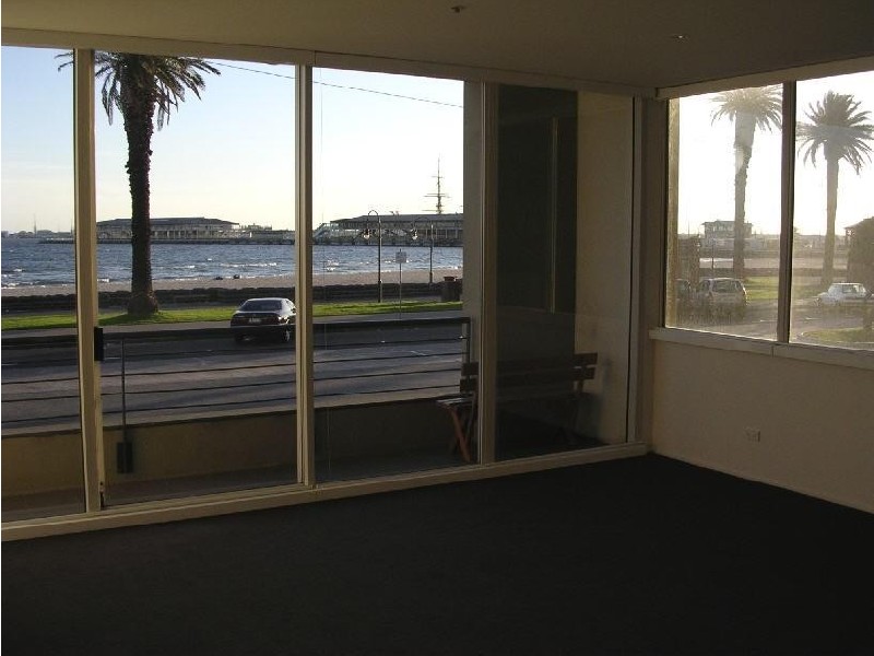 101/62 Beach Street, Port Melbourne VIC 3207