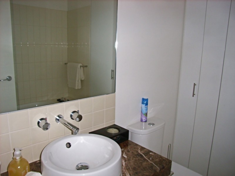 305/166 Rouse Street, Port Melbourne VIC 3207