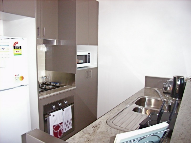 305/166 Rouse Street, Port Melbourne VIC 3207