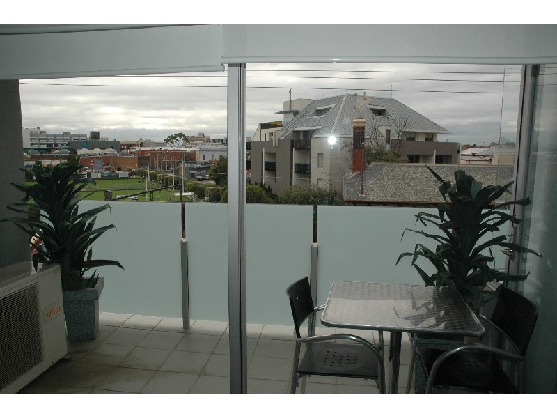 17/174 Peel Street, Windsor VIC 3181