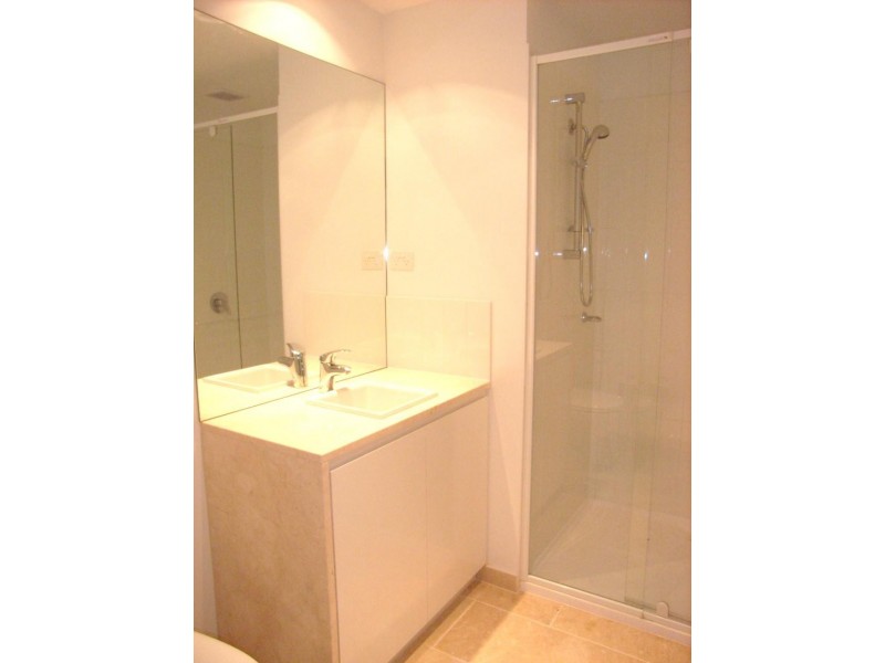 2410/8 Downie Street, Melbourne VIC 3000