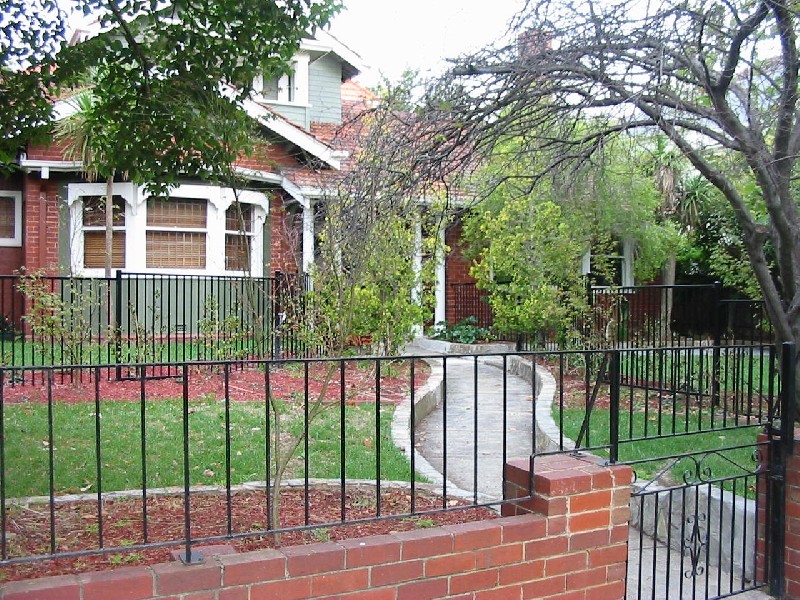 3/32 Mitford Street, Elwood VIC 3184