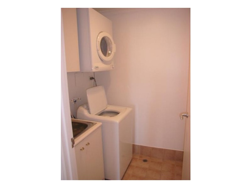 202/283  Spring Street, Melbourne VIC 3000