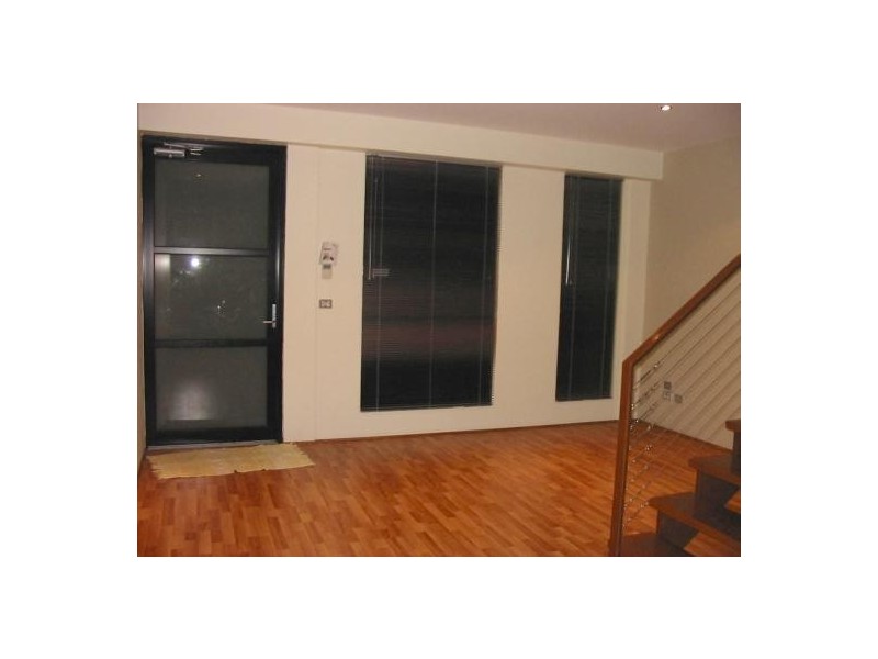 16 Cruikshank Street, Port Melbourne VIC 3207