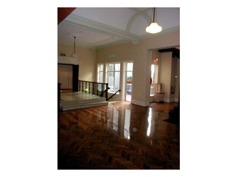 2/390 Russell Street, Melbourne VIC 3000