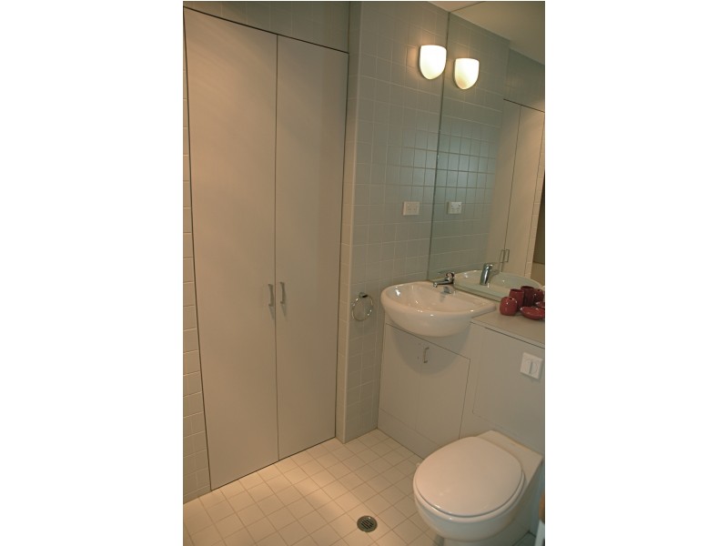 711/221 Sturt Street, Southbank VIC 3006