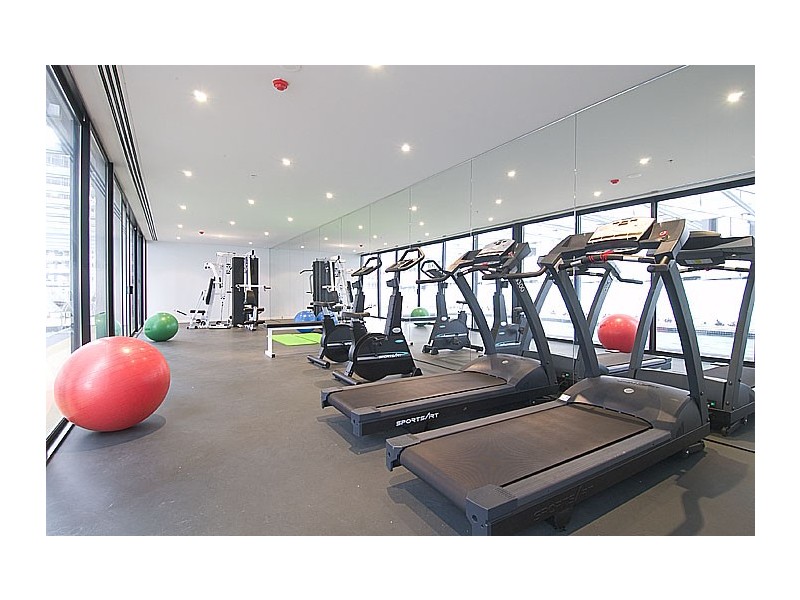 907N/18 Waterview Walk, Docklands VIC 3008