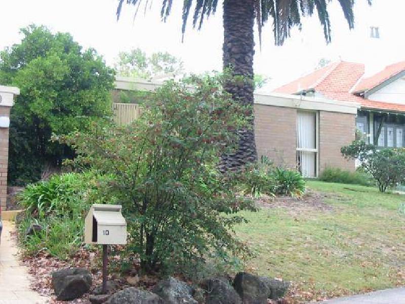10  Alexandra Crescent, Surrey Hills VIC 3127