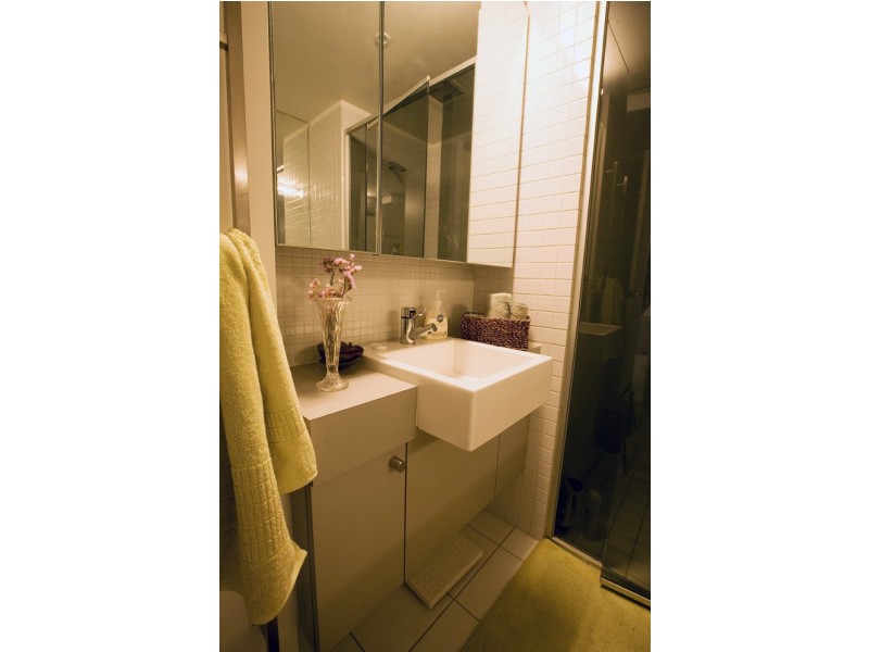 1304/60 Lorimer Street, Docklands VIC 3008