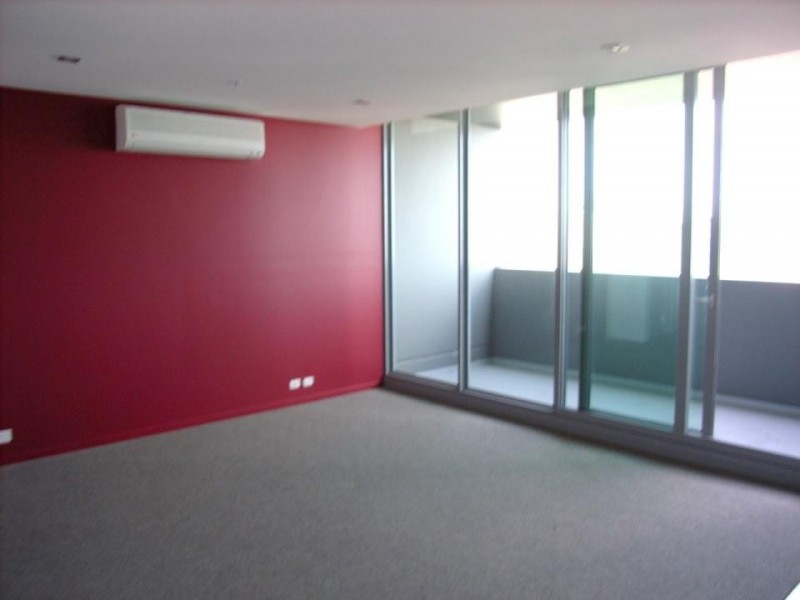 2409/8  Downie Street, Melbourne VIC 3000