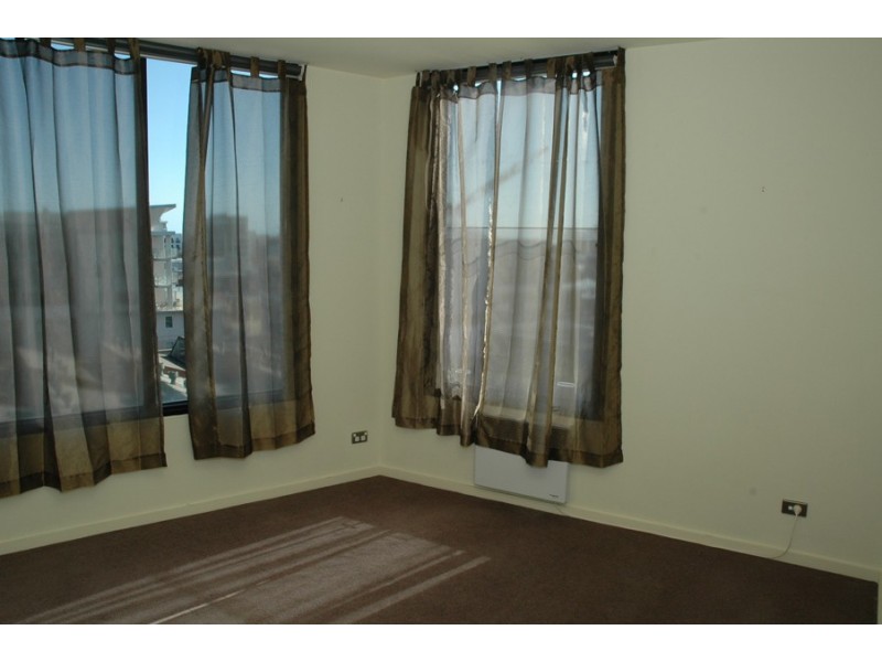 506/187 Graham Street, Port Melbourne VIC 3207