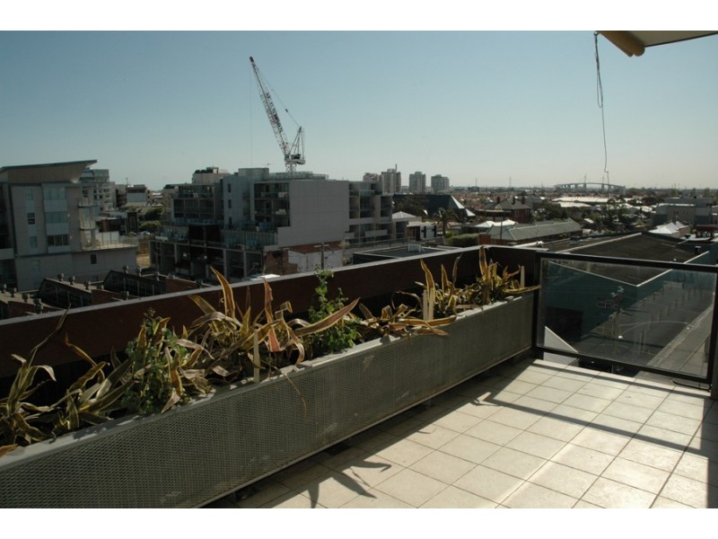 506/187 Graham Street, Port Melbourne VIC 3207