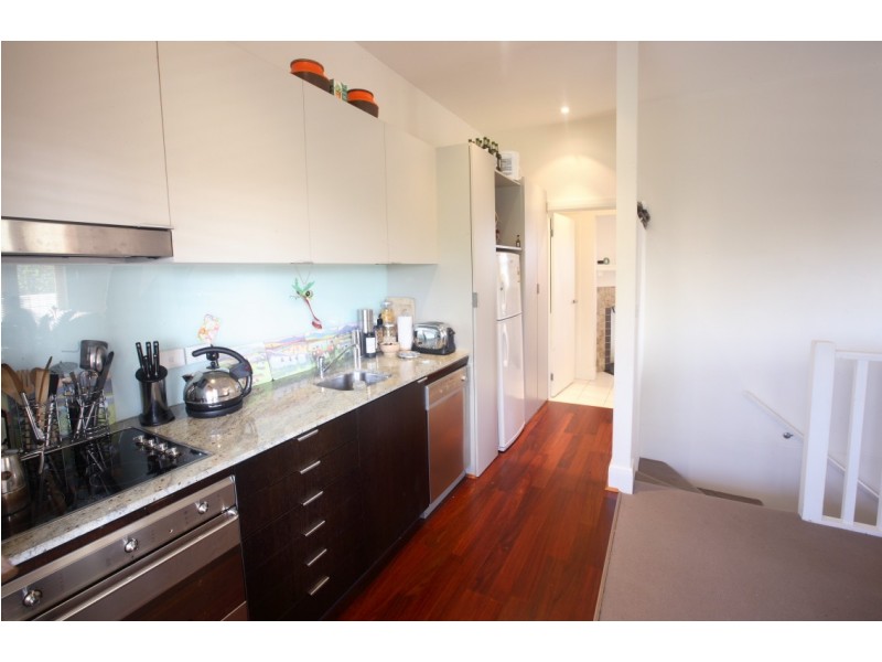 3/32 Mitford Street, Elwood VIC 3184