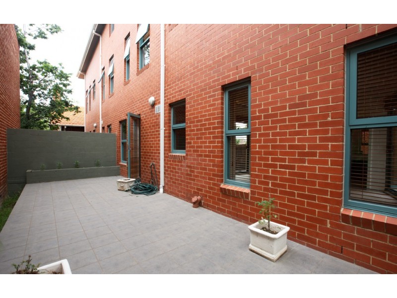6/32 Mitford Street, Elwood VIC 3184