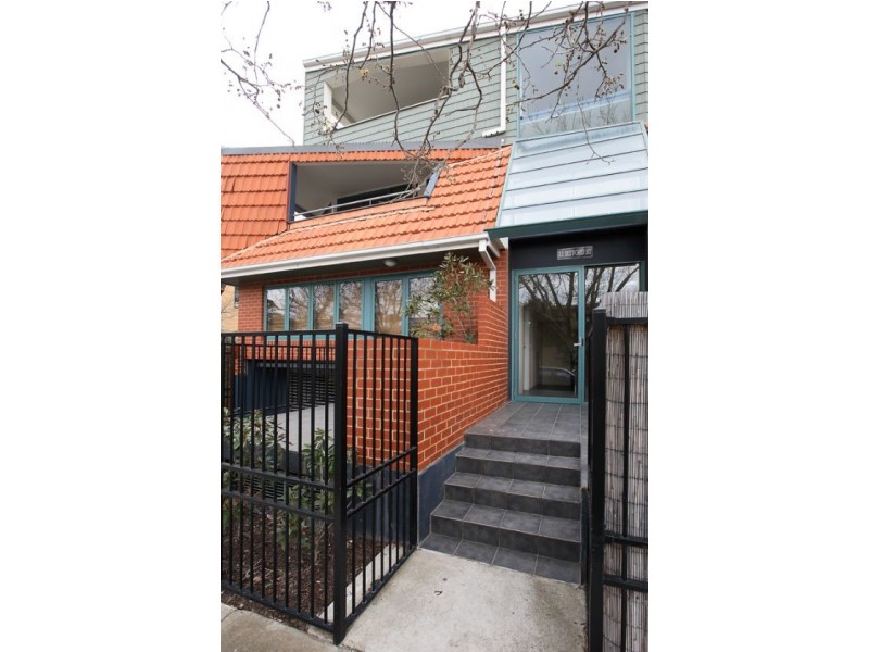 9/32 Mitford Street, Elwood VIC 3184