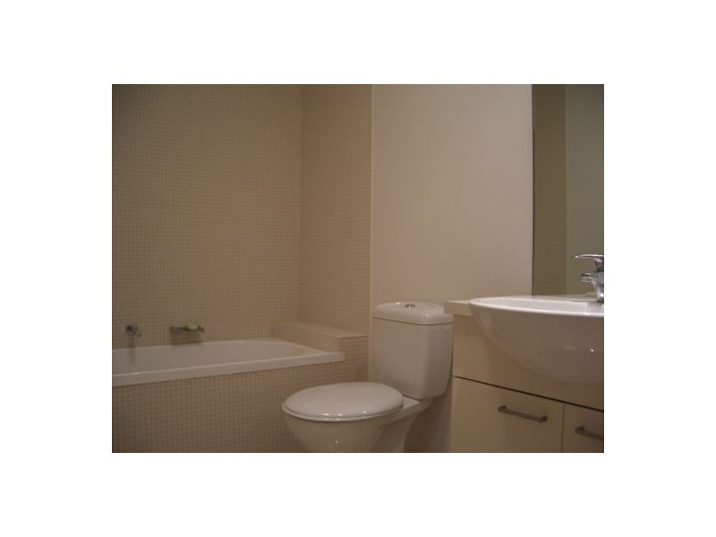 903/20 Rakaia Way, Docklands VIC 3008