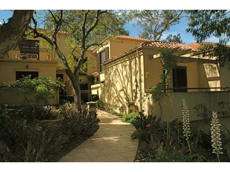 33a Turnbull Avenue, Toorak VIC 3142