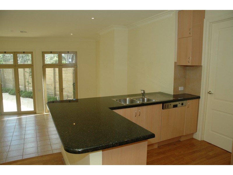 33a Turnbull Avenue, Toorak VIC 3142