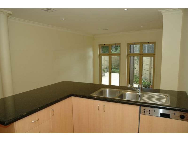 33a Turnbull Avenue, Toorak VIC 3142