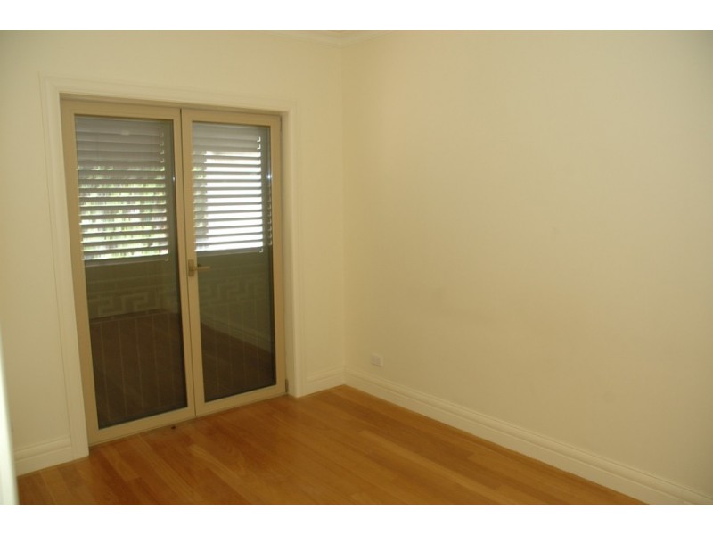 33a Turnbull Avenue, Toorak VIC 3142