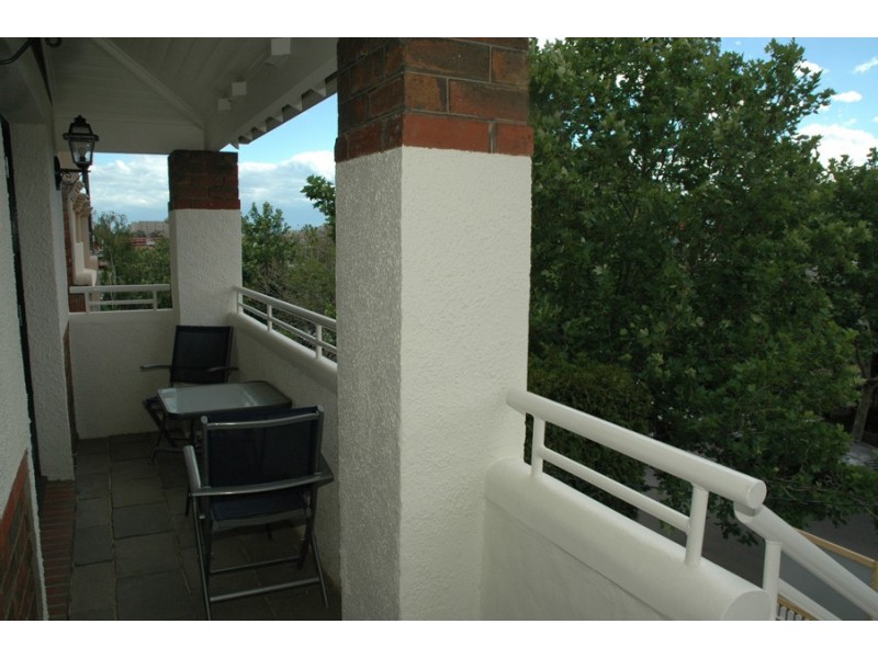 2/72-74  Tivoli Road, South Yarra VIC 3141