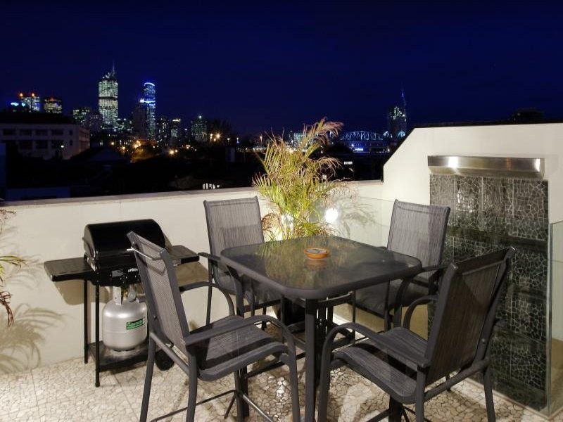 24  Abbotsford Street, North Melbourne VIC 3051