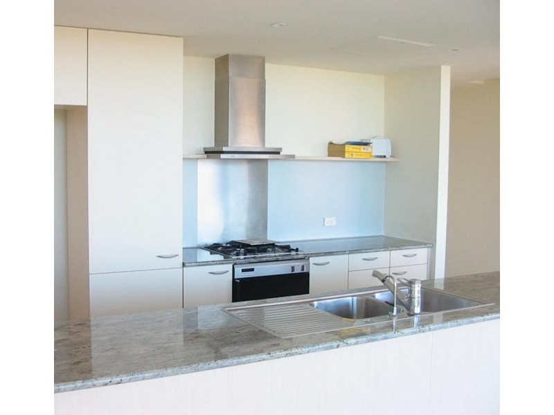 906/19 Queens Road, Melbourne VIC 3004