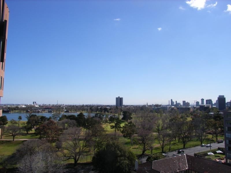 906/19 Queens Road, Melbourne VIC 3004