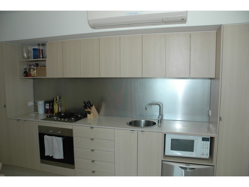 1003/2 Albert Road, Melbourne VIC 3004