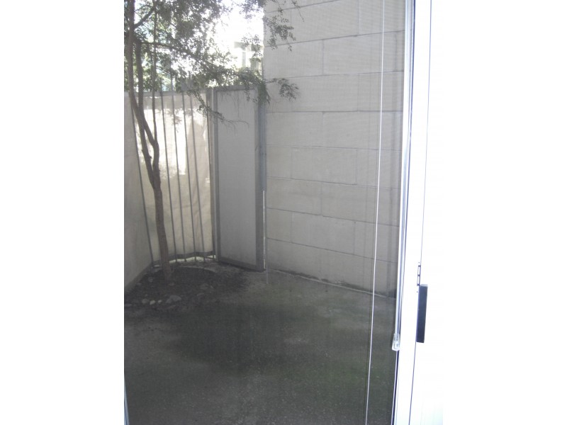 1/50 Spring Street, Fitzroy VIC 3065