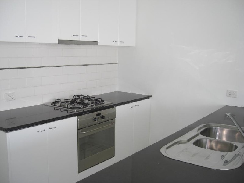 162/99 Whiteman Street, Southbank VIC 3006