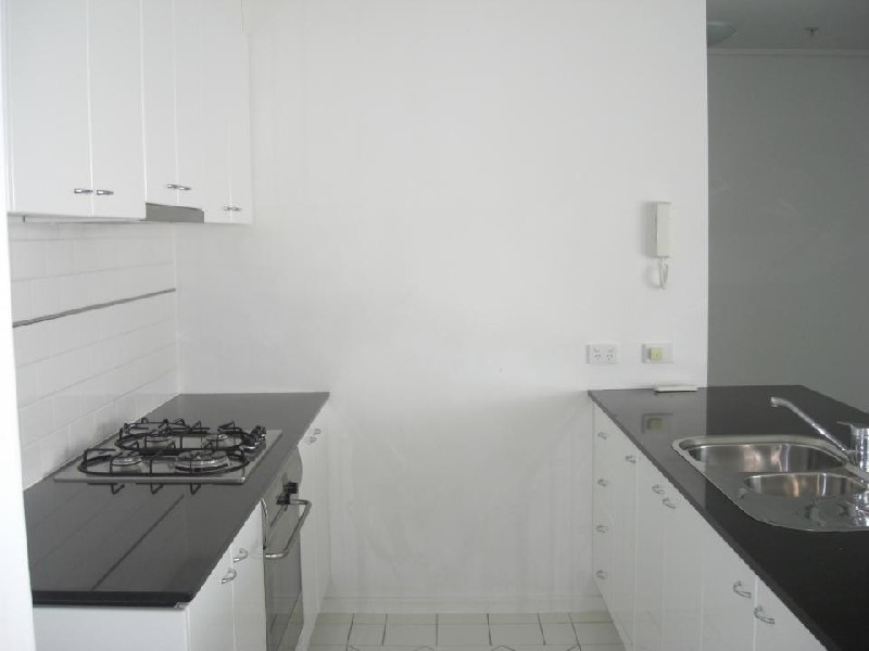 162/99 Whiteman Street, Southbank VIC 3006