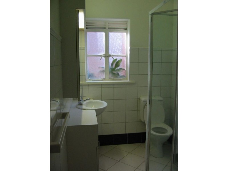 4/129  Grey Street, East Melbourne VIC 3002