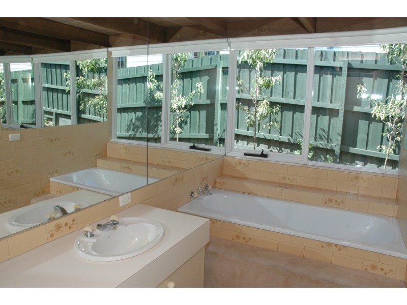 10 Alexandra Crescent, Surrey Hills VIC 3127