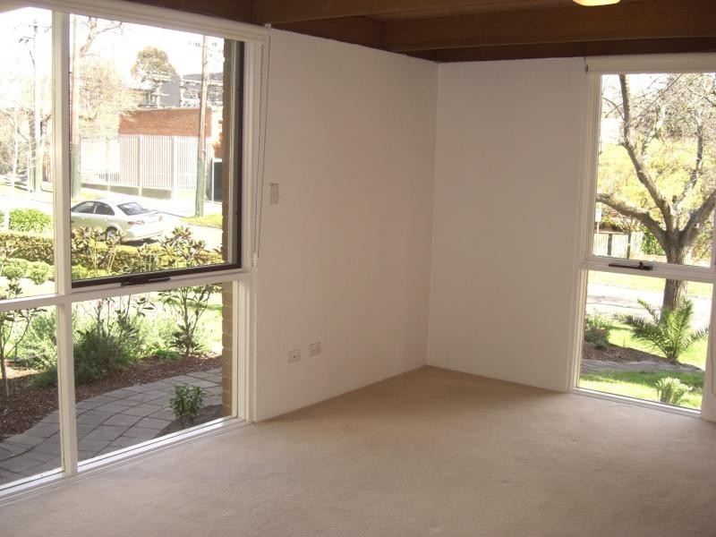 10 Alexandra Crescent, Surrey Hills VIC 3127