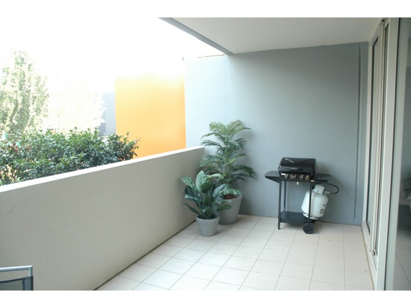 T2/1 Chapel Mews, South Yarra VIC 3141