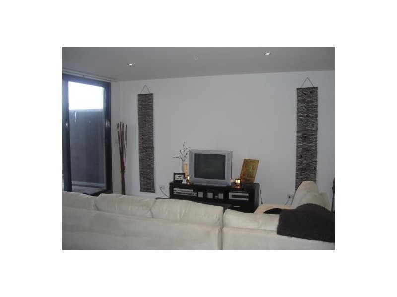 210/416 Gore Street, Fitzroy VIC 3065