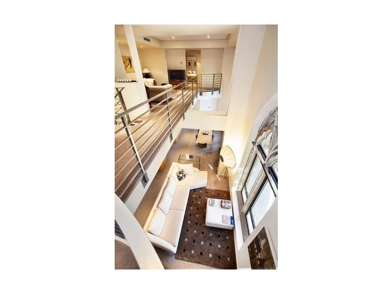 2/131 Hotham Street , East Melbourne VIC 3002