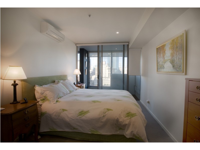 1803/8  McCrae Street, Docklands VIC 3008