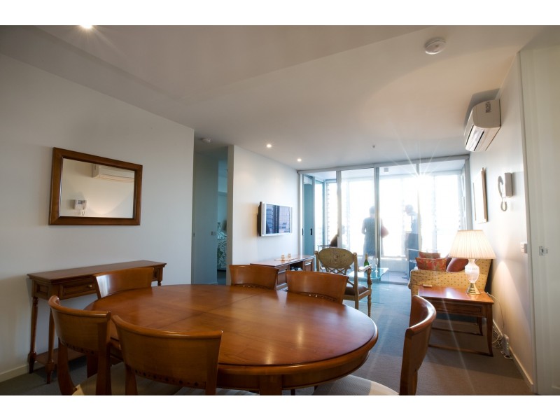 1803/8  McCrae Street, Docklands VIC 3008