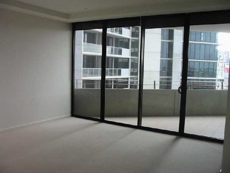 705/15 Caravel Lane, Docklands VIC 3008